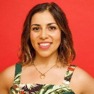 Meet your Posher, Cassandra